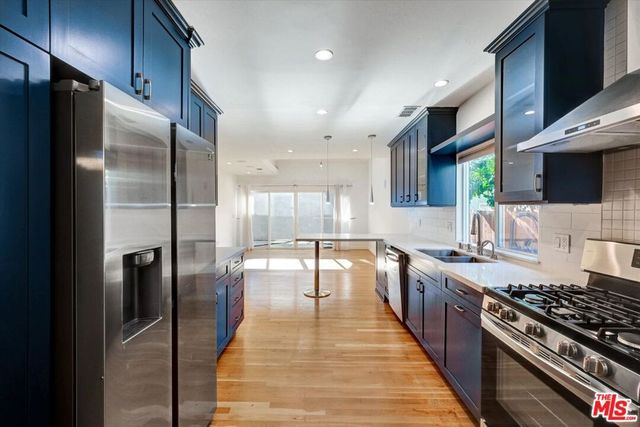 5400 W 82nd Street, Los Angeles, CA 90045