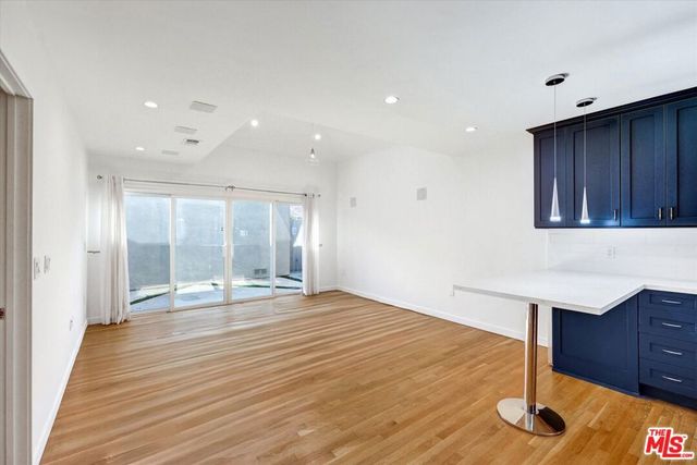 5400 W 82nd Street, Los Angeles, CA 90045