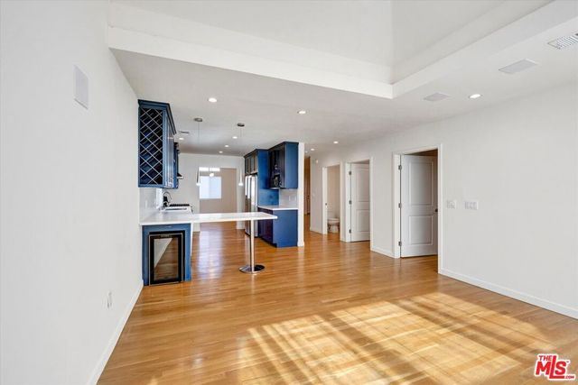 5400 W 82nd Street, Los Angeles, CA 90045