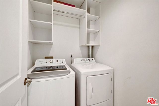 5400 W 82nd Street, Los Angeles, CA 90045