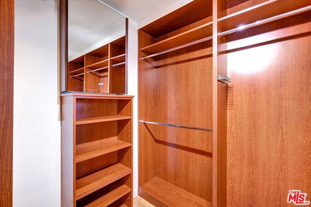 5400 W 82nd Street, Los Angeles, CA 90045