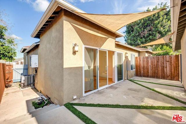 5400 W 82nd Street, Los Angeles, CA 90045