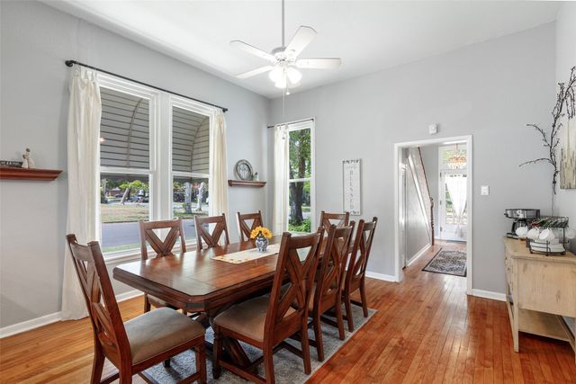 930 W Sears Street, Denison, TX 75020