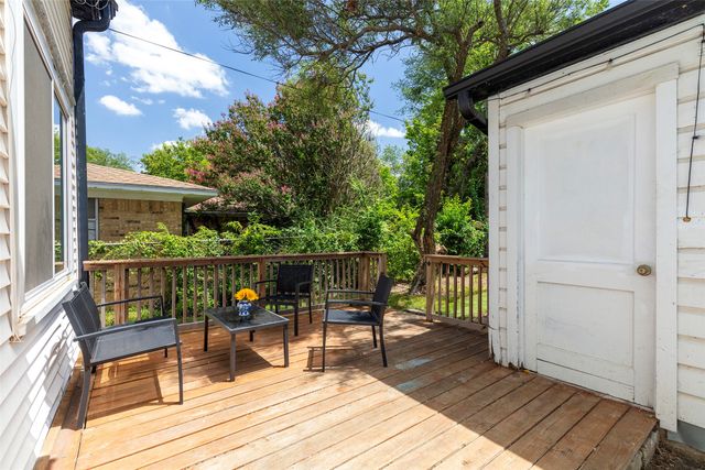 930 W Sears Street, Denison, TX 75020