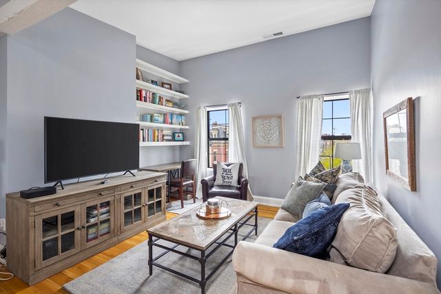2 Monument Square 5, Boston, MA 02129