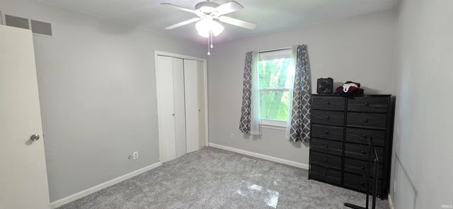 6711 Blue Spruce Drive, Newburgh, IN 47630