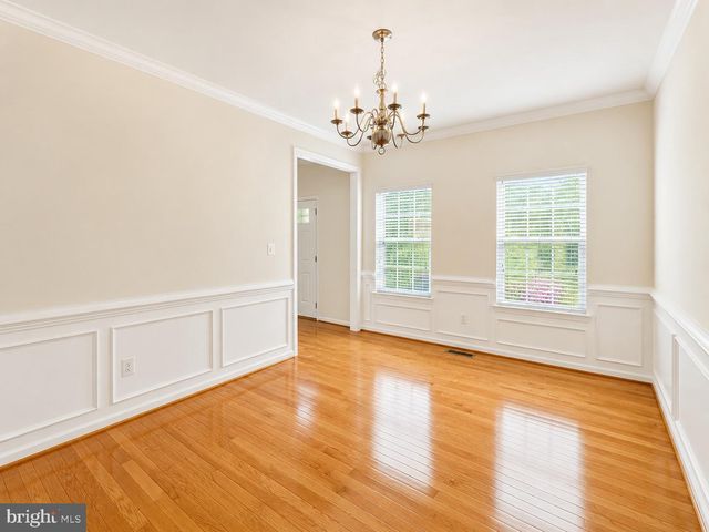 11 BRAEWOOD DR, Stafford, VA 22556