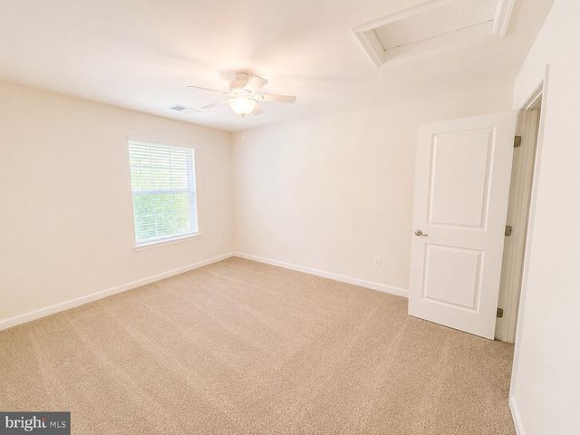 11 BRAEWOOD DR, Stafford, VA 22556