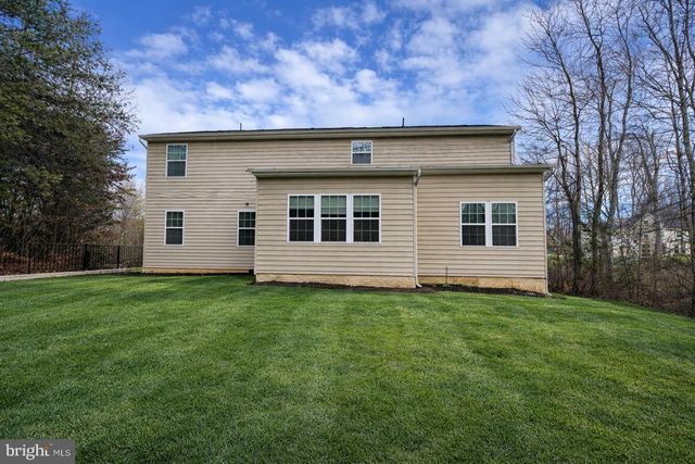 11 BRAEWOOD DR, Stafford, VA 22556