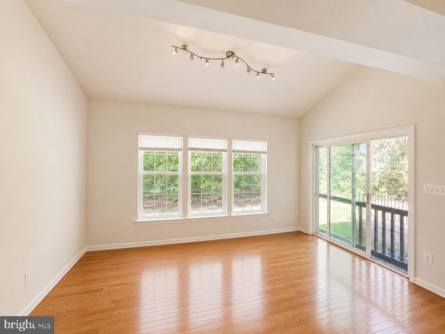 11 BRAEWOOD DR, Stafford, VA 22556