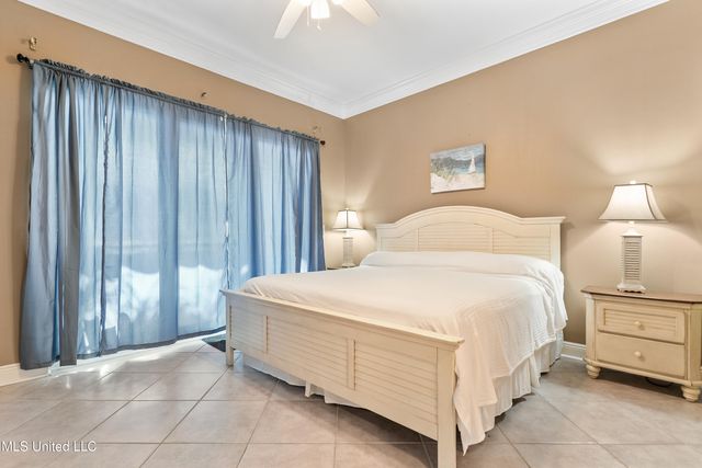 2230 Beach Drive, P-101, Gulfport, MS 39507