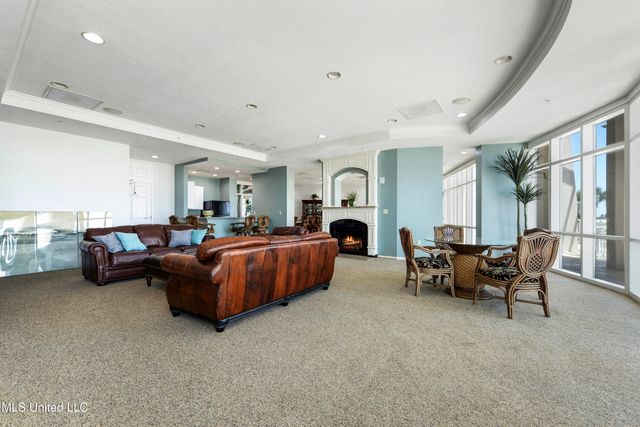 2230 Beach Drive, P-101, Gulfport, MS 39507