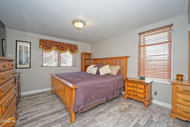 2834 Halsey Drive, Schenectady, NY 12304