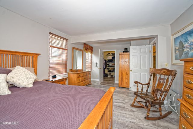 2834 Halsey Drive, Schenectady, NY 12304