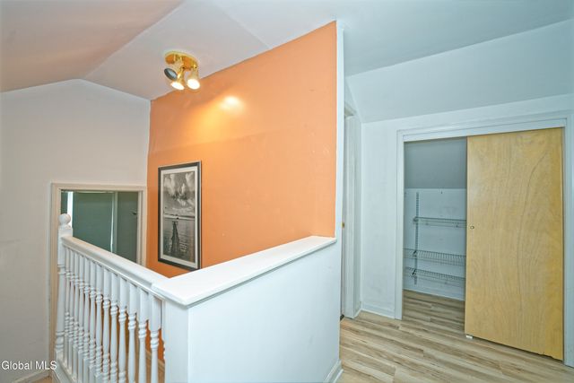 2834 Halsey Drive, Schenectady, NY 12304