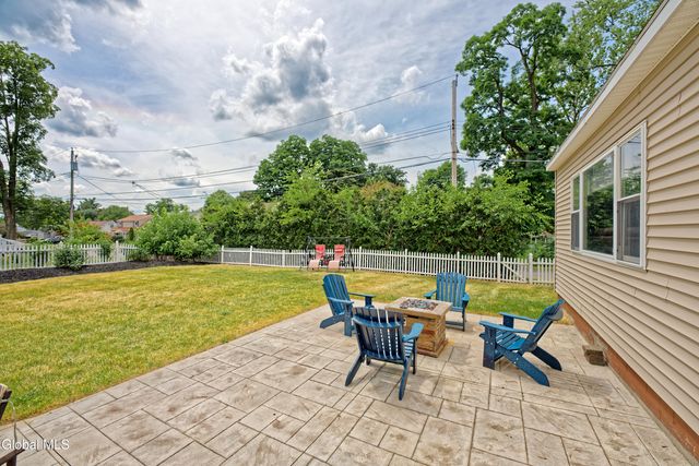 2834 Halsey Drive, Schenectady, NY 12304