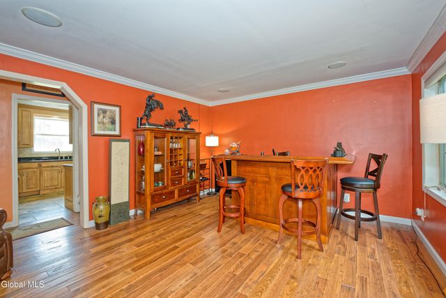 2834 Halsey Drive, Schenectady, NY 12304