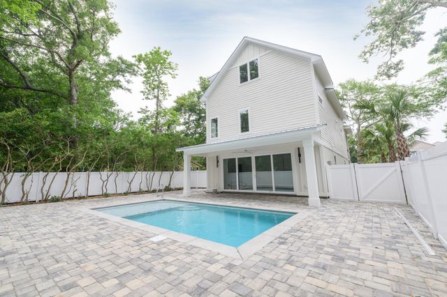 713 3rd Ave. N, Surfside Beach, SC 29575
