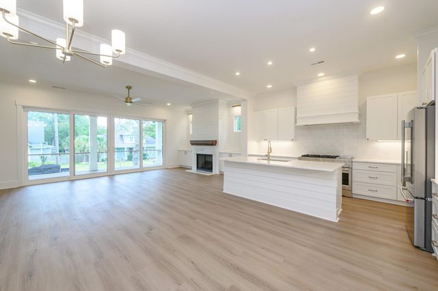 713 3rd Ave. N, Surfside Beach, SC 29575