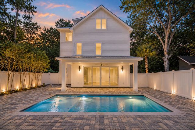 713 3rd Ave. N, Surfside Beach, SC 29575
