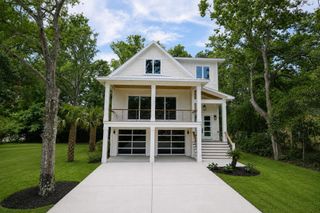 713 3rd Ave. N, Surfside Beach, SC 29575