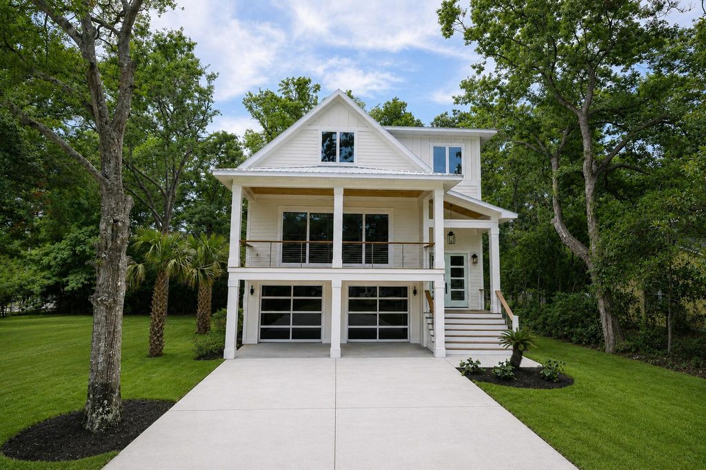 713 3rd Ave. N, Surfside Beach, SC 29575