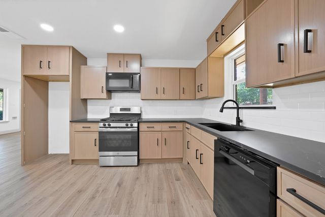 6224 Latta Street, Dallas, TX 75227