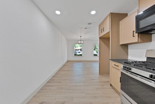 6224 Latta Street, Dallas, TX 75227
