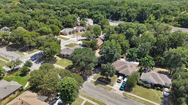 6224 Latta Street, Dallas, TX 75227