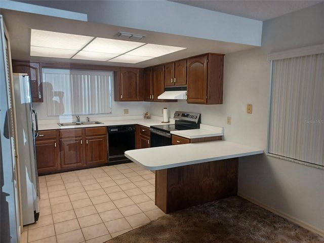805 VELMA COURT, Tavares, FL 32778