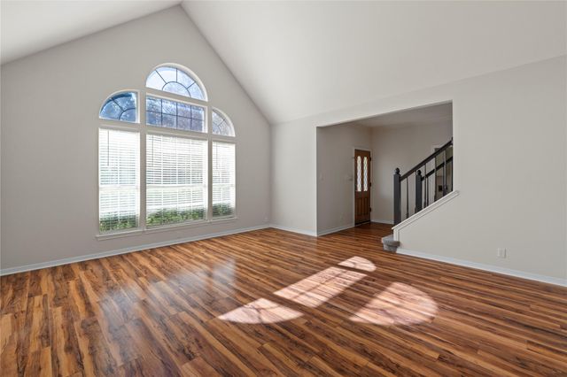 1124 Oaklands DR, Round Rock, TX 78681