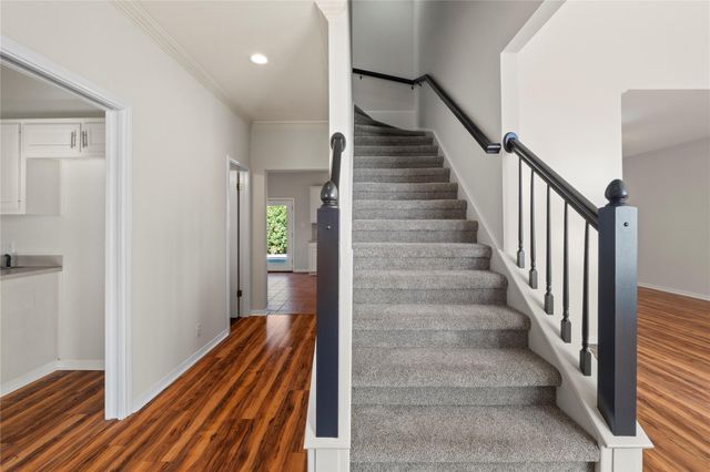 1124 Oaklands DR, Round Rock, TX 78681