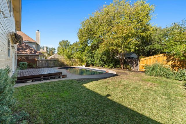 1124 Oaklands DR, Round Rock, TX 78681