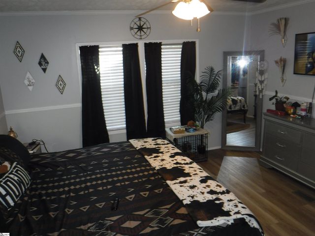 175 Madison Avenue, Wellford, SC 29385