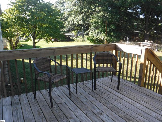 175 Madison Avenue, Wellford, SC 29385