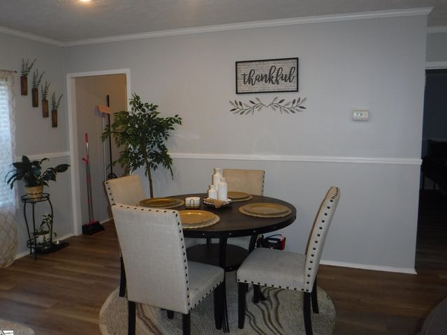 175 Madison Avenue, Wellford, SC 29385