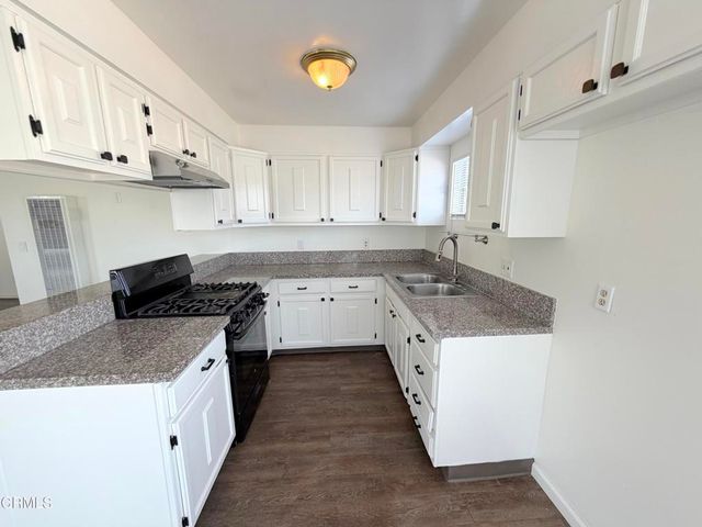 129 Santa Anna Street, Santa Paula, CA 93060