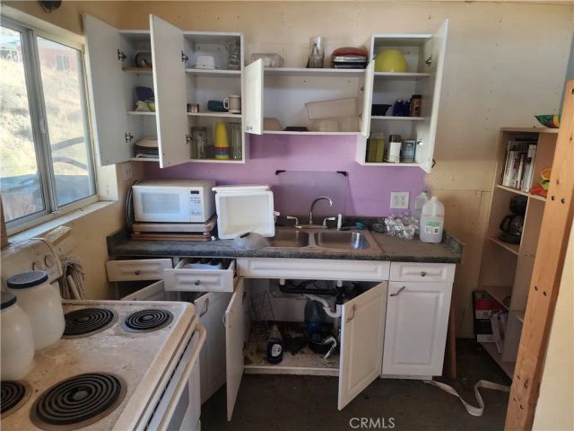 53006 Apache, Morongo Valley, CA 92256