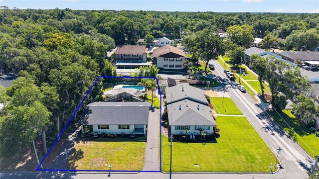 1012 N BAKER STREET, Mount Dora, FL 32757