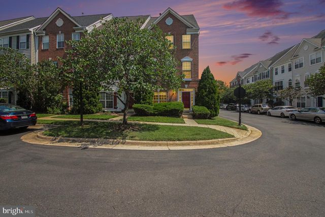 100 MEADOWS LN, Alexandria, VA 22304