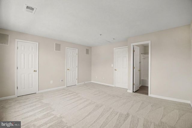100 MEADOWS LN, Alexandria, VA 22304