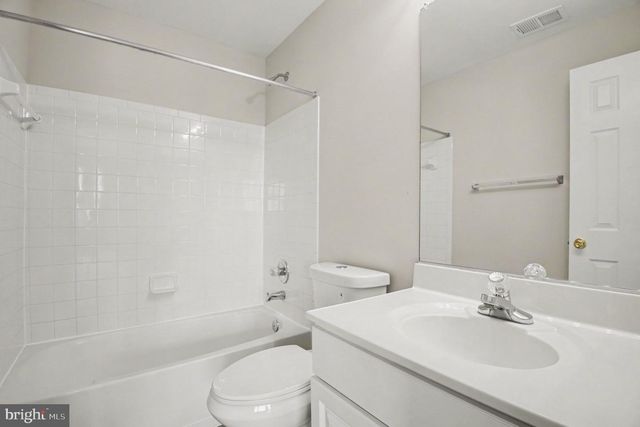 100 MEADOWS LN, Alexandria, VA 22304