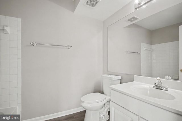 100 MEADOWS LN, Alexandria, VA 22304