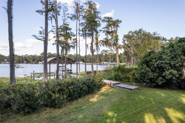 25608 DEVONIA STREET, Melrose, FL 32666