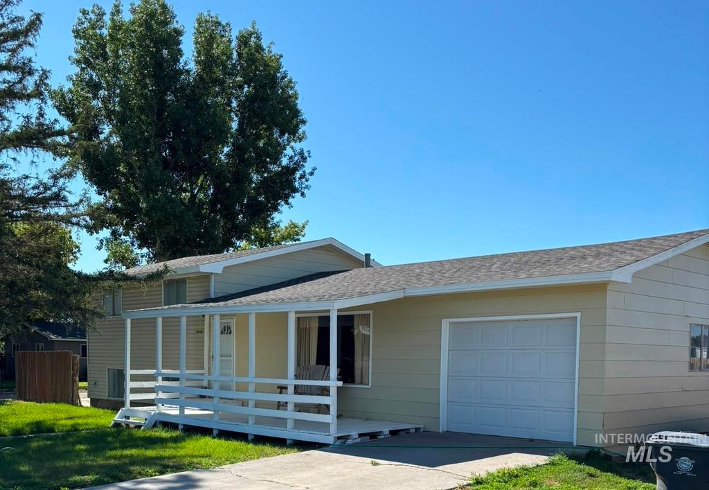 281 S 598 W, Heyburn, ID 83336