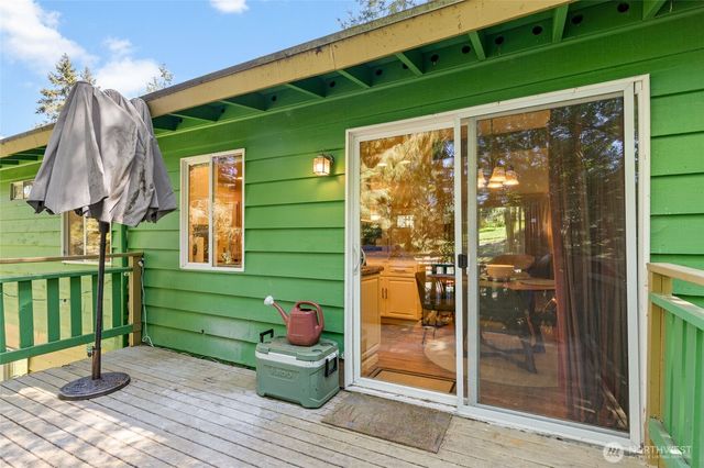 14622 57th Place W, Edmonds, WA 98026