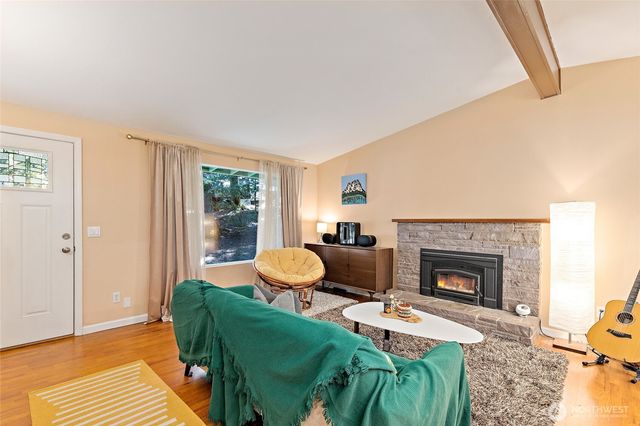 14622 57th Place W, Edmonds, WA 98026