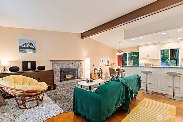 14622 57th Place W, Edmonds, WA 98026