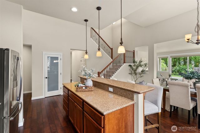 2843 South Bay Road NE, Olympia, WA 98506