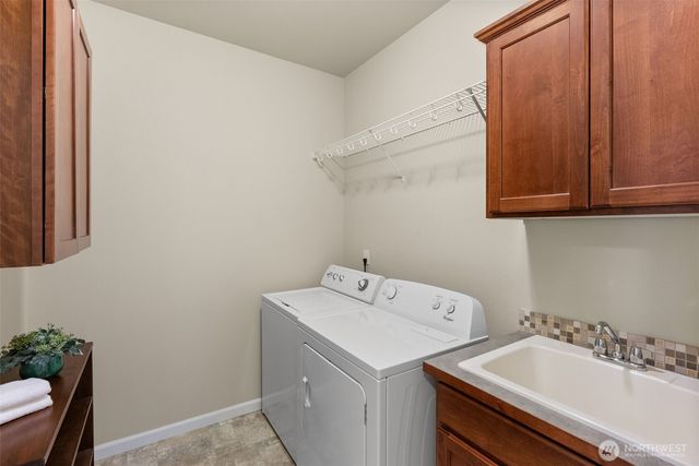 2843 South Bay Road NE, Olympia, WA 98506